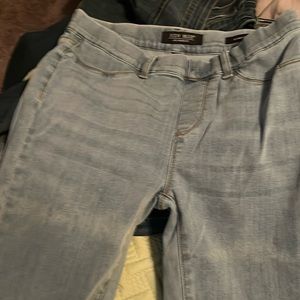 Pull on skinny jeans